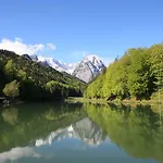 Hotel Riessersee 4*